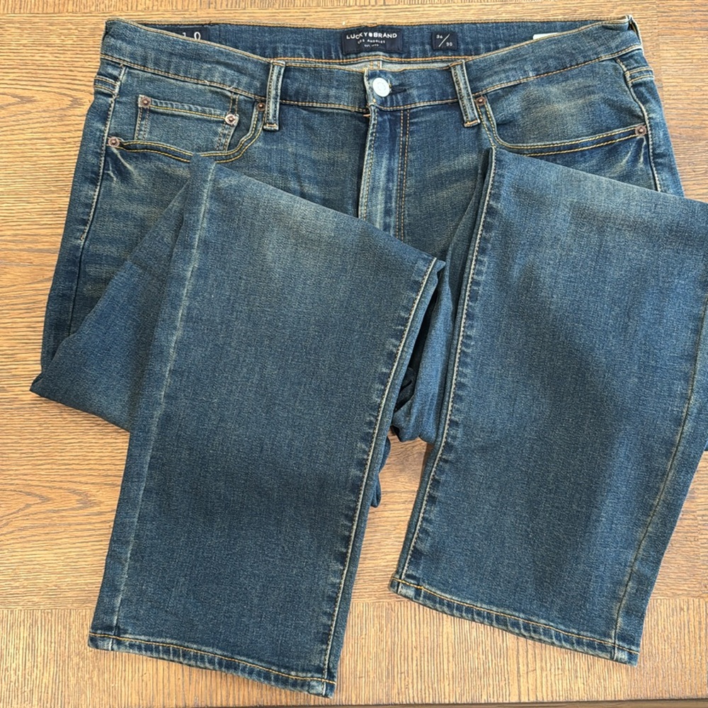 Lucky Brand Men's 410 Athletic Slim Straight Fit Jeans